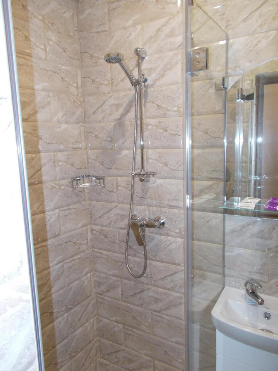 公寓 Two-bedroom In 10 Min To The Opera Theatre