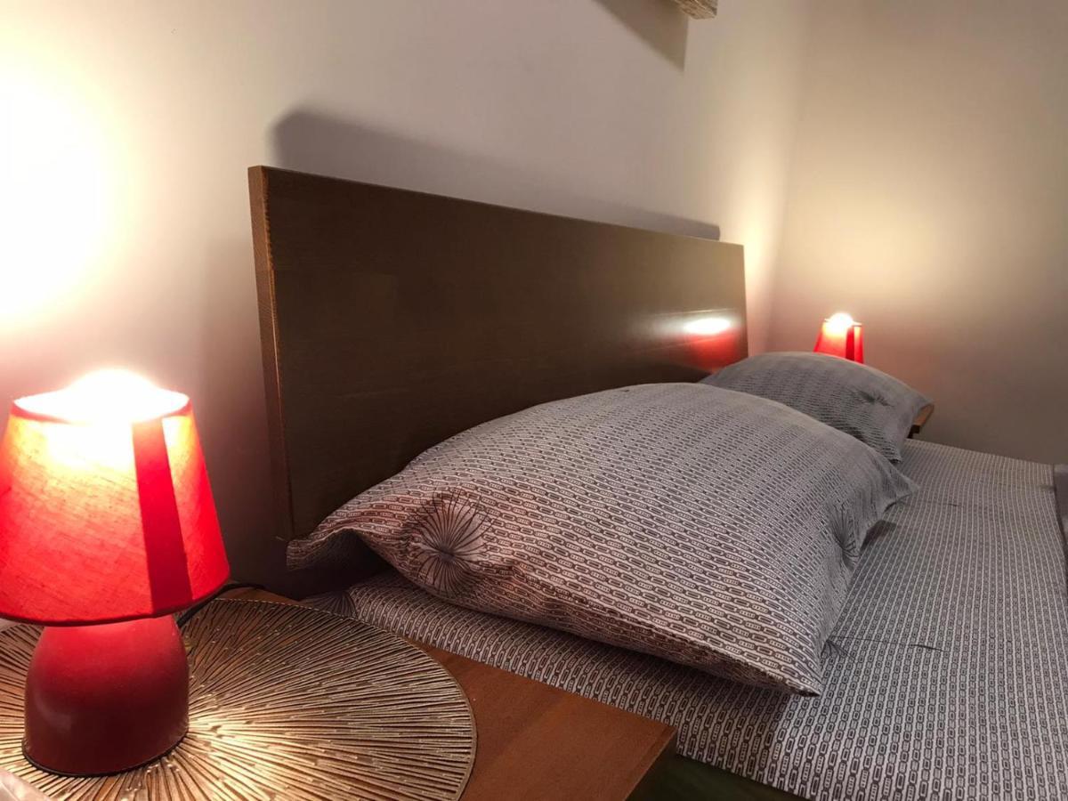 Two-bedroom In 10 Min To The Opera Theatre