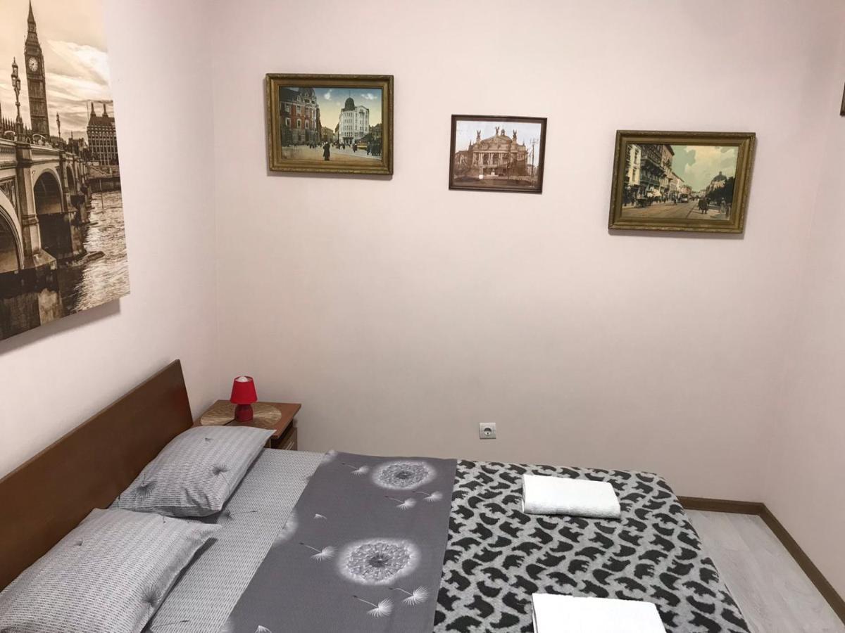 Two-bedroom In 10 Min To The Opera Theatre *