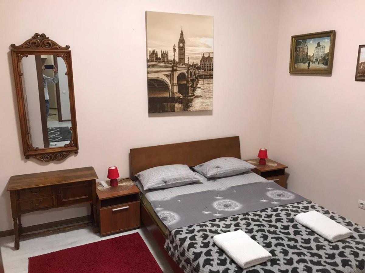 Two-bedroom In 10 Min To The Opera Theatre Apartment